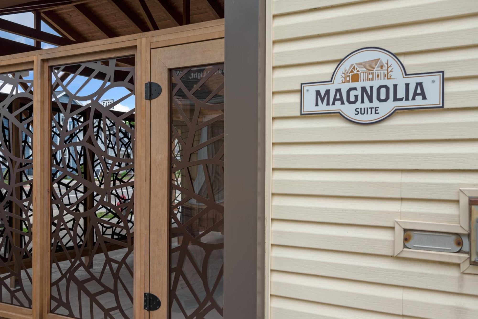 Magnolia Suite - Main Street Lodge In 베를린 외부 사진